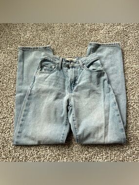 Levi’s easy dad jeans 23